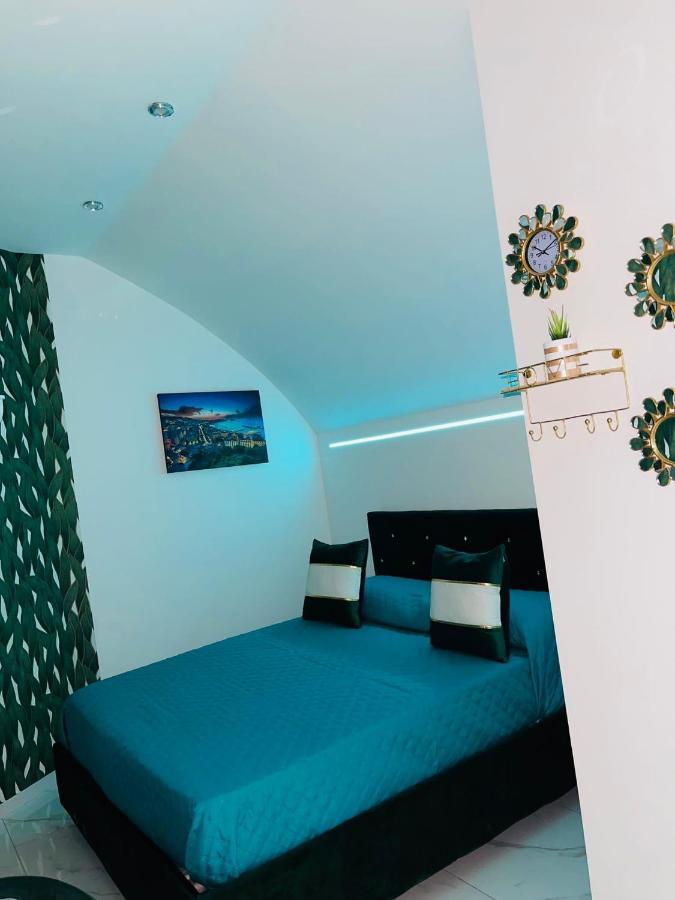 Mary'S Home Неаполь Экстерьер фото
