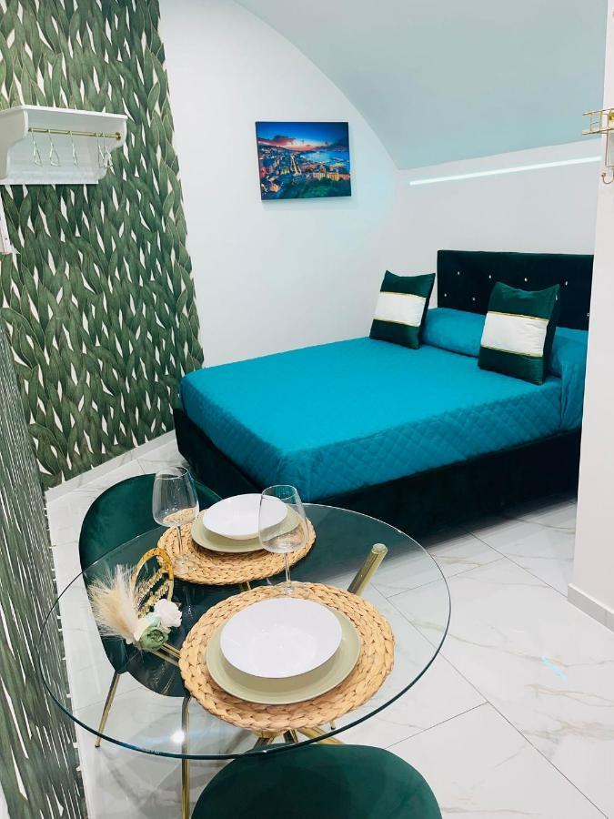 Mary'S Home Неаполь Экстерьер фото